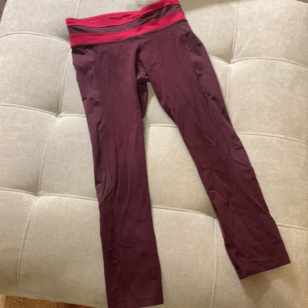 Lululemon pants size 4